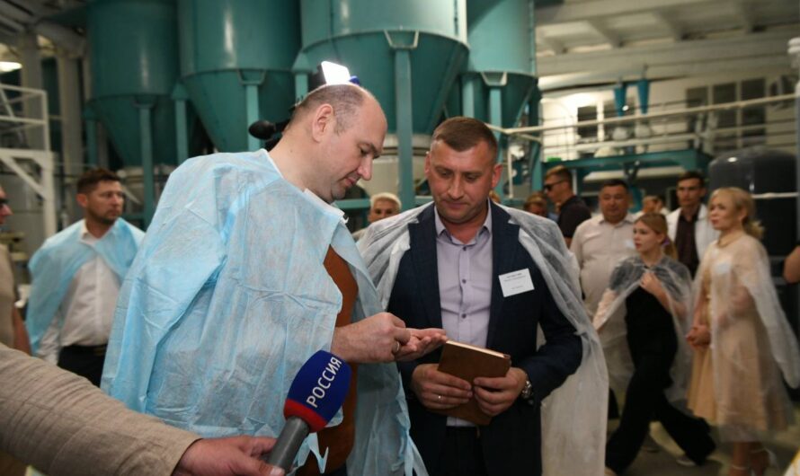 Евгений Солнцев принял участие в открытии мельничного комплекса