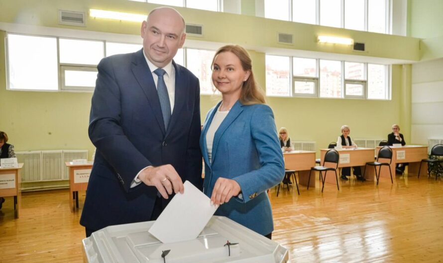 Врио губернатора Оренбургской области Евгений Солнцев проголосовал на выборах