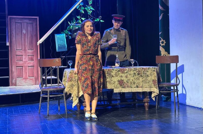 Оренбуржцы смогут увидеть премьеру спектакля «Барабанщица»