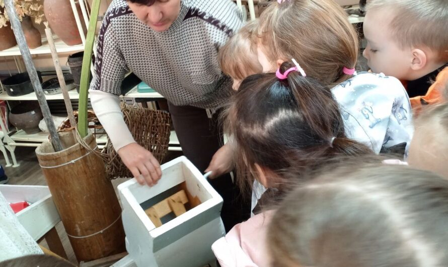 Дошколята посетили Асекеевский народный музей