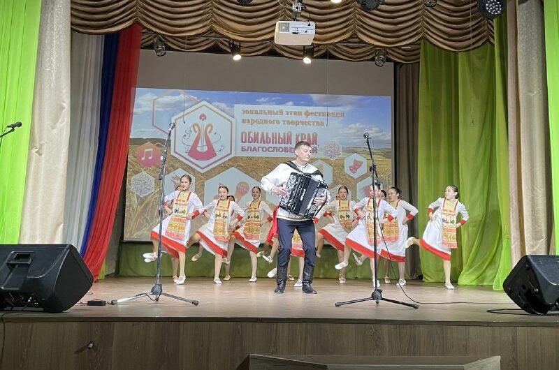 В Асекееево состоялся гала-концерт фестиваля “Обильный край, благословенный”
