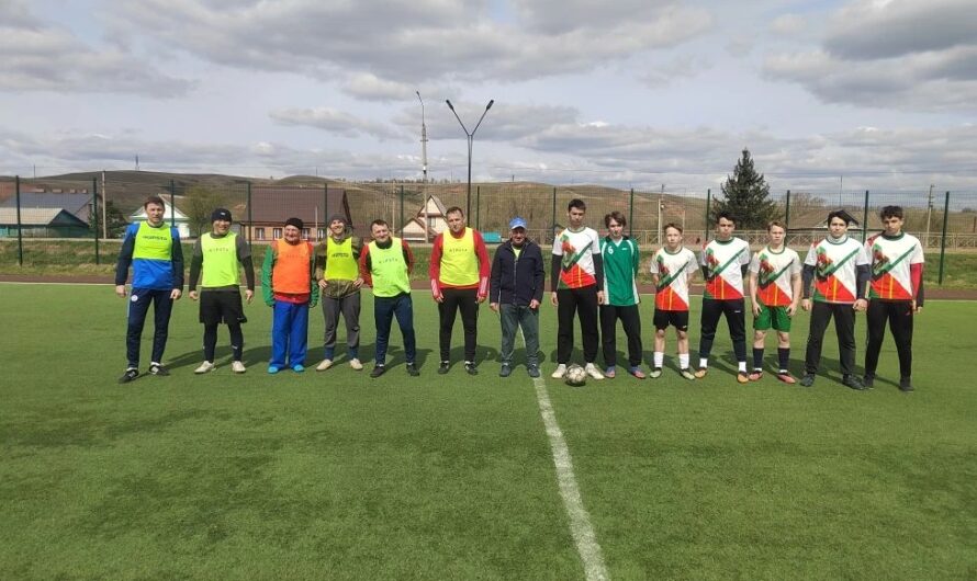 Молодёжь в фаворитах