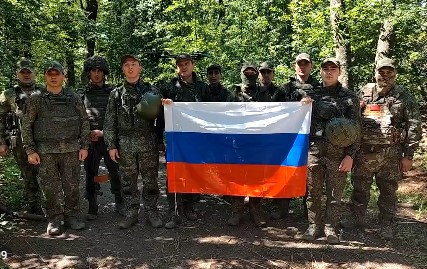 Из зоны проведения СВО в адрес оренбуржцев пришло видеопоздравление