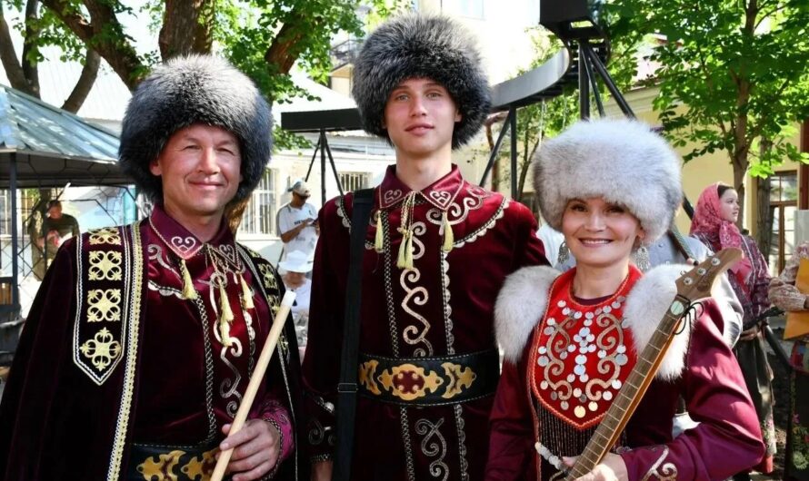 В Оренбуржье состоялся Всероссийский фестиваль семейного творчества «Семья России. Согласие в семье – единство в стране»