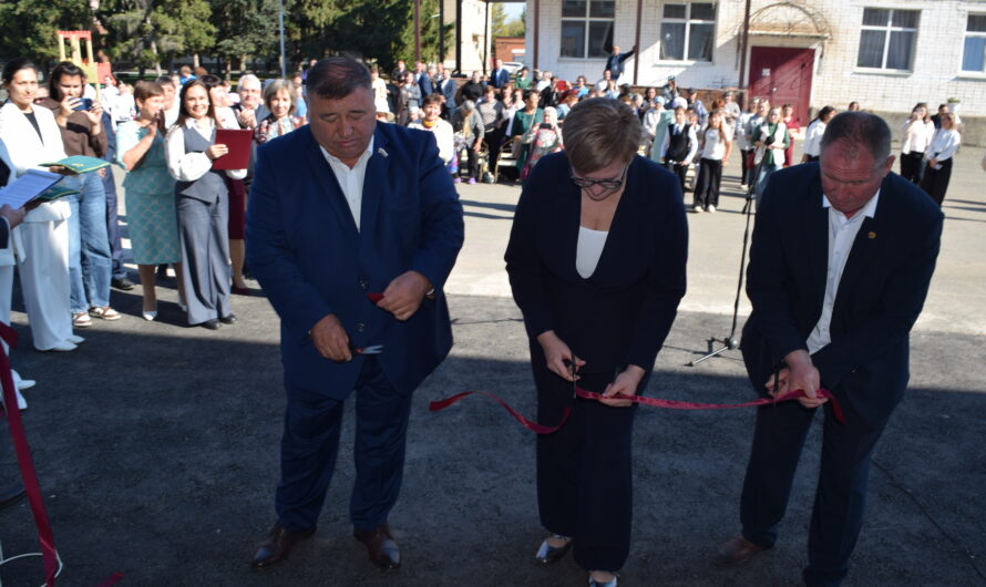 В селе Асекеево после полной модернизации открыли Центральную районную библиотеку
