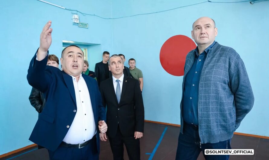 Евгений Солнцев в ходе рабочей поездки посетил Адамовский район