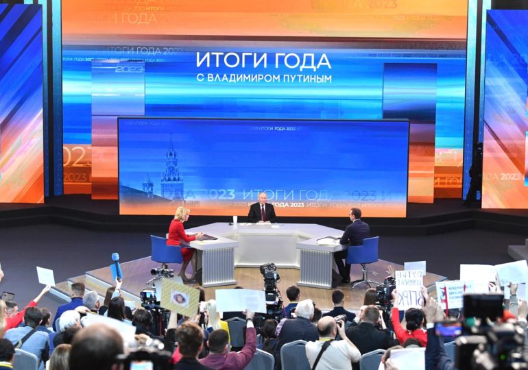 Прямая линия с Владимиром Путиным