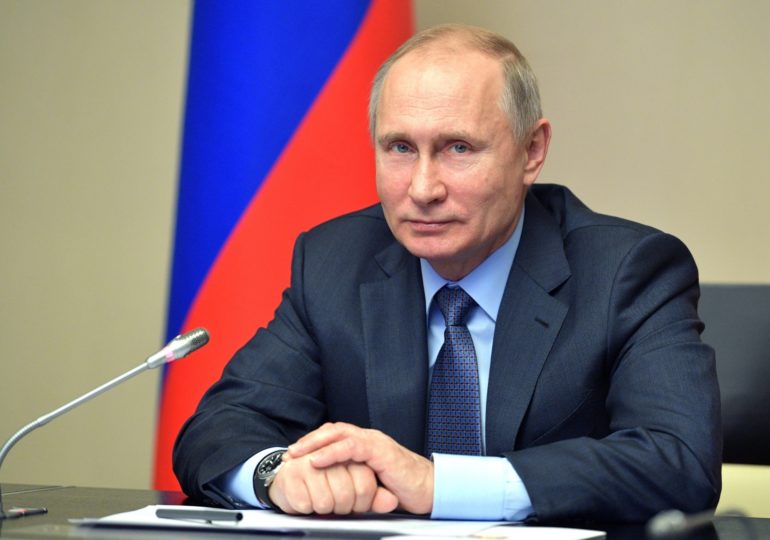 Заработали колл-центр и общественная приемная избирательного штаба Владимира Путина