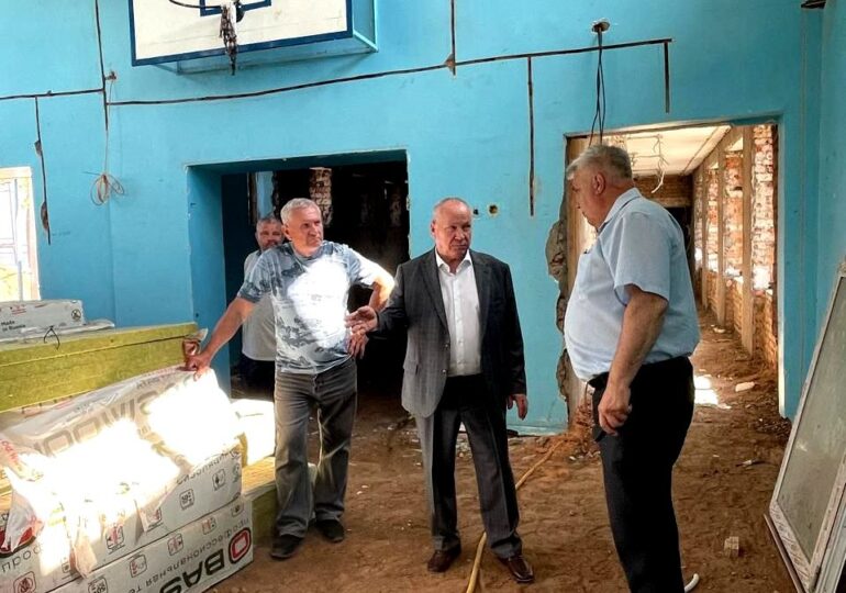 Капитальный ремонт школы и сельского Дома культуры в селе Палимовка идёт полным ходом