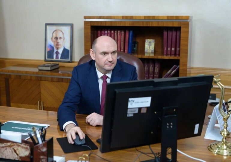 Евгений Солнцев открыл официальный канал в мессенджере MAX