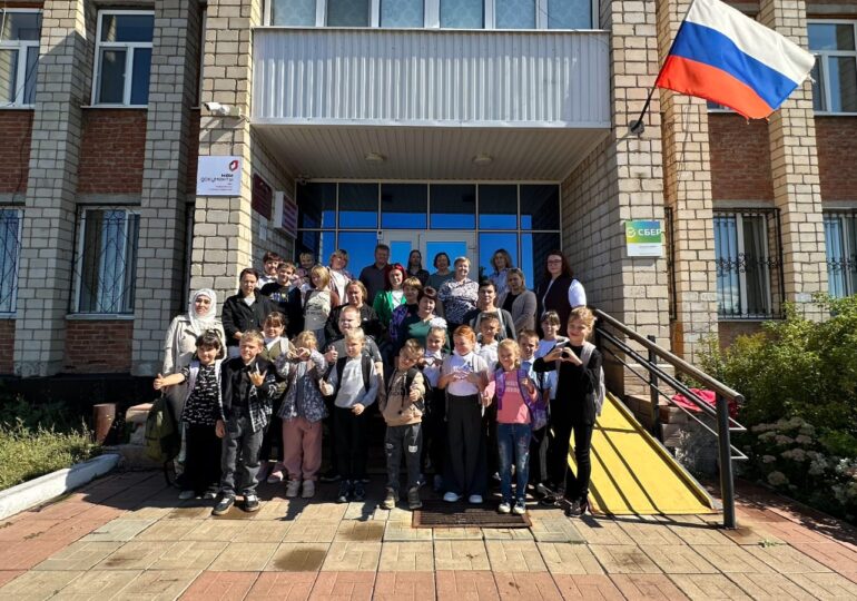 Яркий старт в новый учебный год: РОСТА-Терминал» поддержал юных жителей поселка Красногвардеец