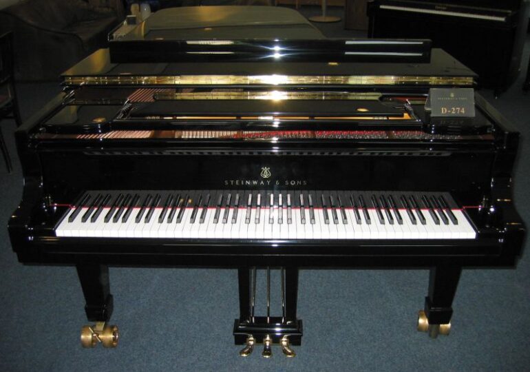 Путешествие под мелодию клавиш: как формировались фортепианные традиции в Бузулуке