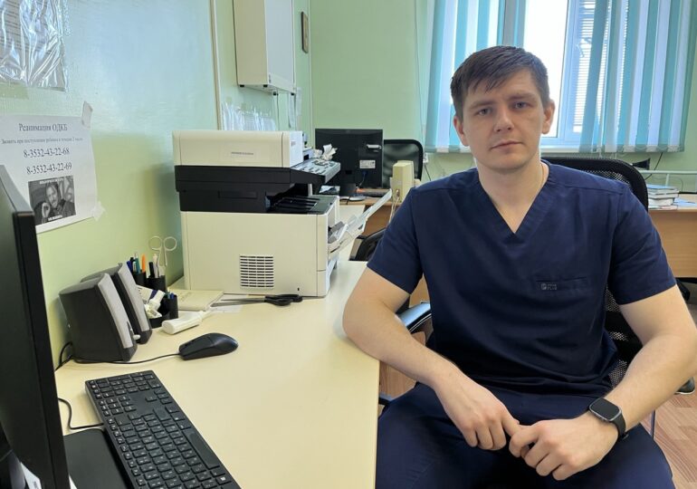 В отделении анестезиологии и реанимации ББСМП имени академика Н. А. Семашко появился новый сотрудник