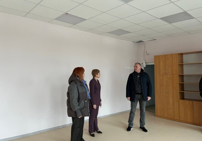 Стоявший несколько лет в запустении детский сад преображается