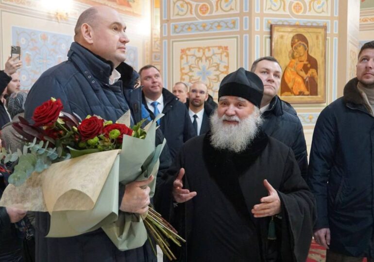 Евгений Солнцев и Владимир Песков посетили Кафедральный собор Бузулука