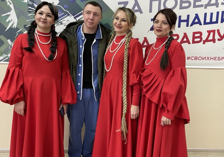 Бузулукский район поздравил военнослужащих в Тоцком госпитале с Крещением Господним