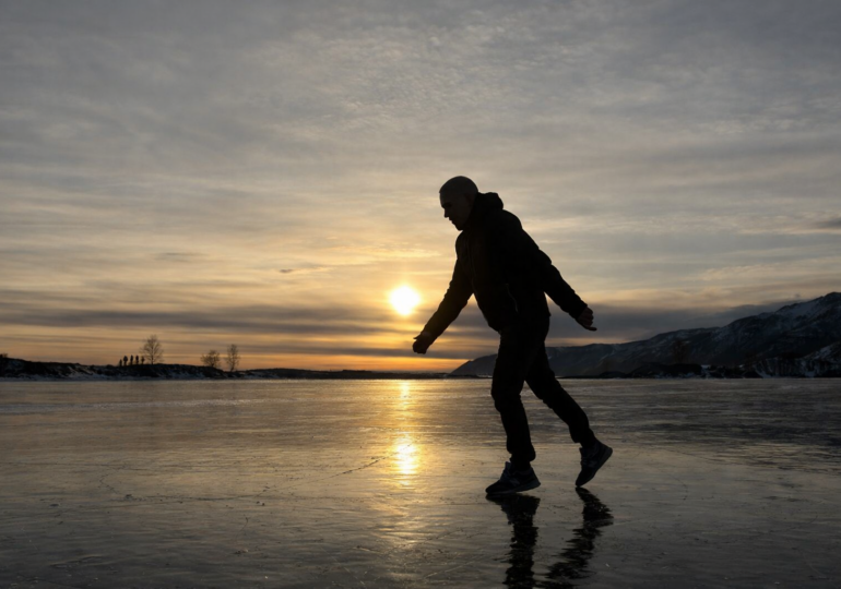 Пересадка Байкал: чем поражает и впечатляет озеро, честная реакция Андрея Гаврилова