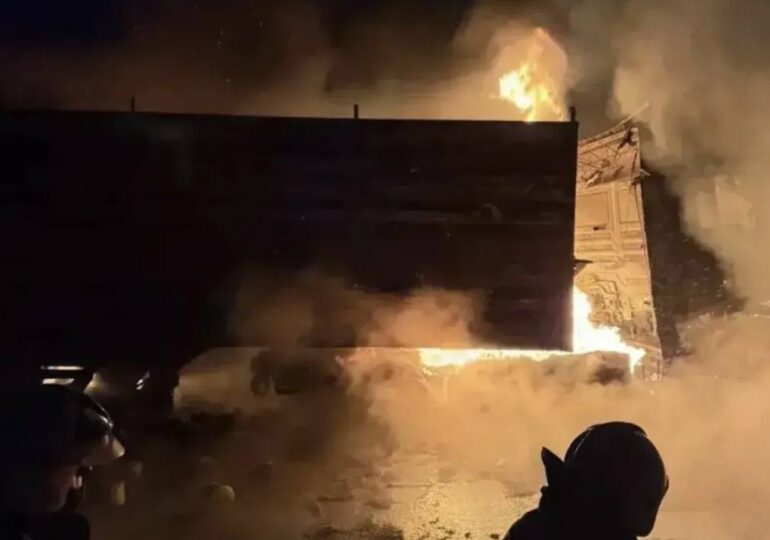 Проезд по трассе Оренбург – Самара закрыт из-за ДТП с фурами