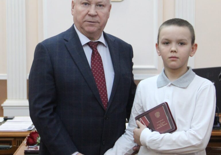 В Бузулукском районе состоялась церемония вручения государственных наград участникам СВО
