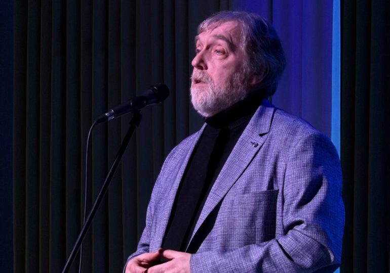 Никита Высоцкий, сын Владимира Высоцского,выступил в селе Подколки на тематическом вечере