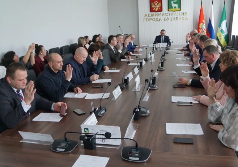 Депутаты городского Совета приняли важные решения для Бузулука