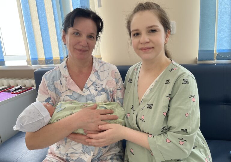 Новая жизнь в первый день весны: в Бузулуке родилась малышка Арина