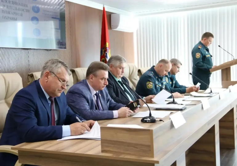 Первый вице-губернатор Оренбуржья Сергей Балыкин провел заседание КЧС