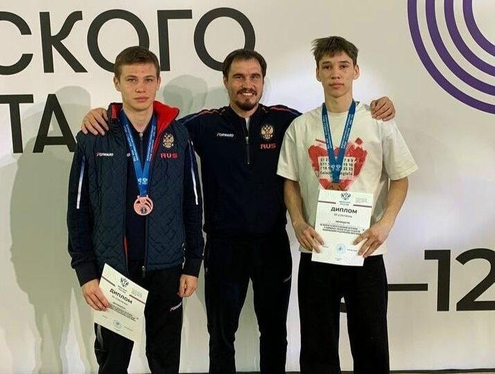 Бузулукские боксёры стали призёрами чемпионата России среди студентов