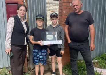 Две многодетные семьи Бузулукского района получили адресную помощь