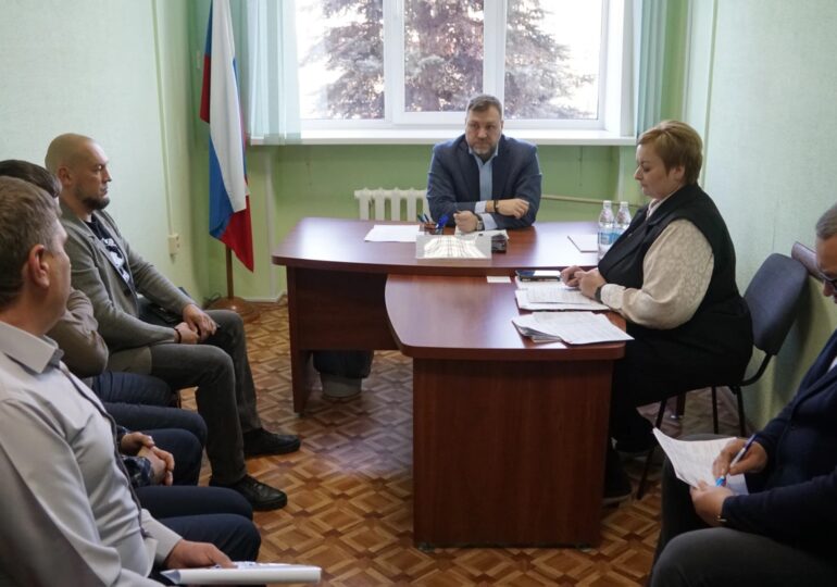 Жители Бузулука обратились к главе города с вопросами ЖКХ и благоустройства