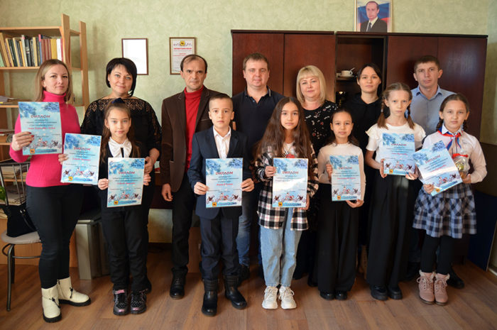 Победители конкурсов «СВ» получили уникальные призы