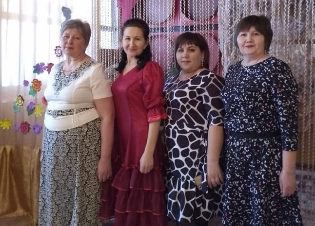 Нет милее маминой улыбки