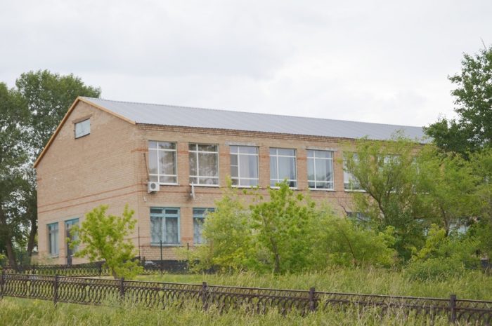 В Егорьевской школе завершен ремонт крыши