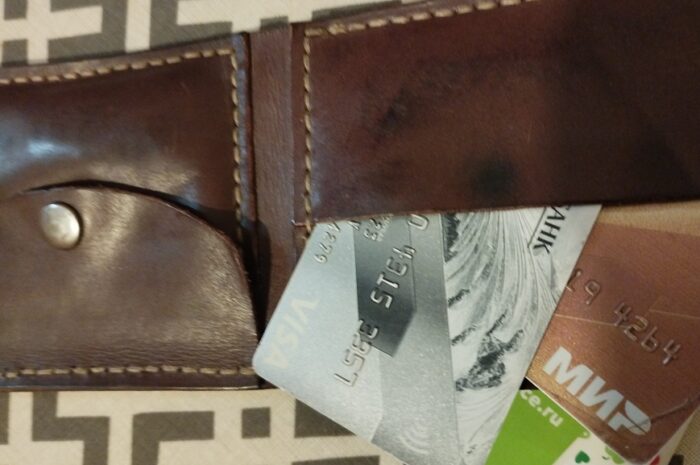 Оренбуржцев предупредили о сложностях в использовании карт Visa и MasterCard