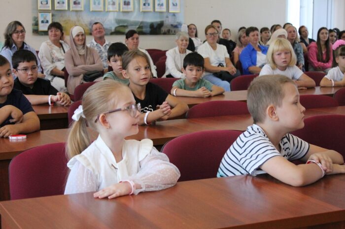В Сакмарском районе проведена акция «Собери ребенка в школу»