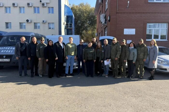 Оренбургские налоговики передали для нужд СВО семь автомобилей
