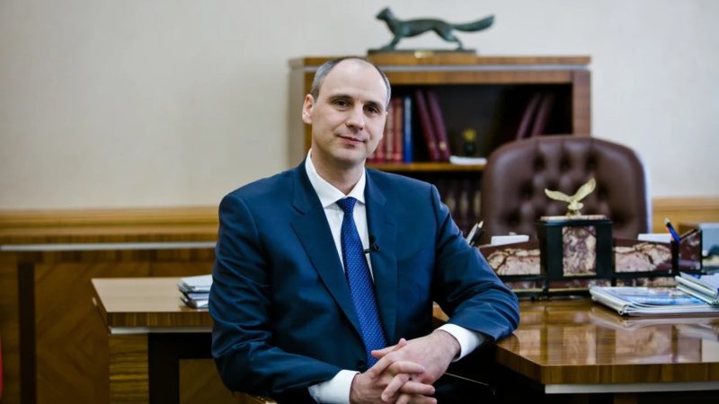 Денис Паслер поздравил оренбуржцев с Новым годом