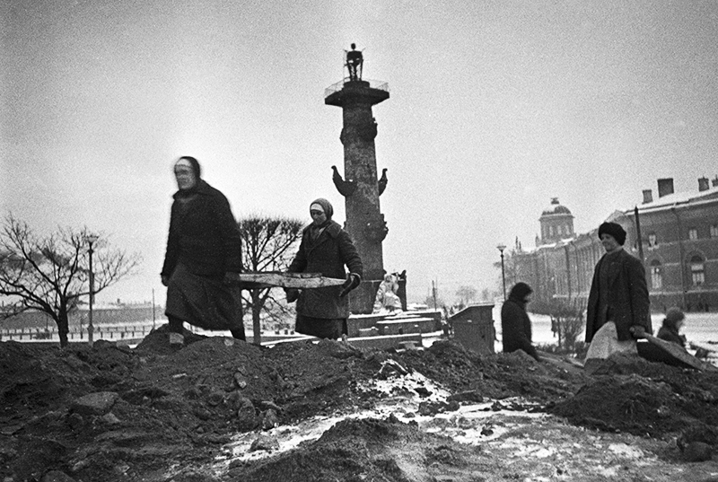 В Оренбурге лекторы Общества «Знание» провели научные квизы и лекции о Великой Отечественной войне