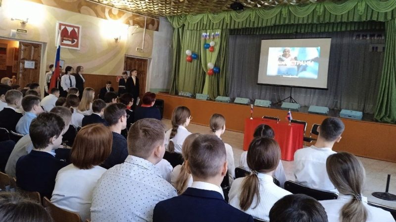 В сорочинской школе открыли отделение “Движения первых”