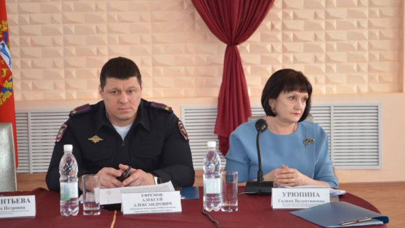 В Сорочинске провели итоговое заседание комиссии по делам несовершеннолетних