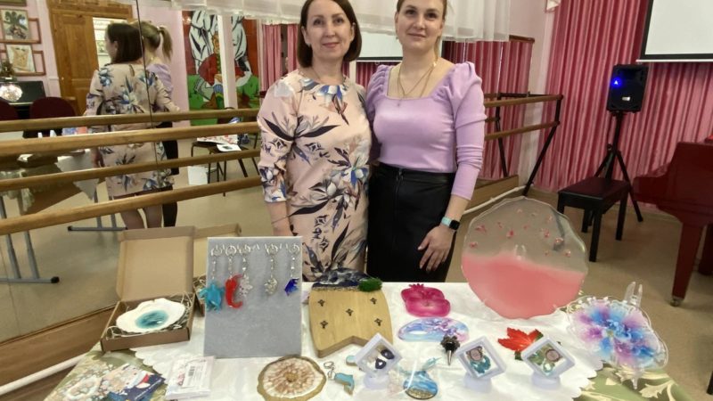 В Сорочинске провели встречу “В мастерской художников”