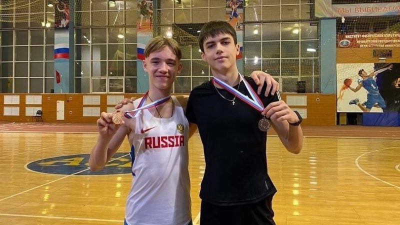 Сорочинские легкоатлеты вернулись с медалями с  чемпионата области