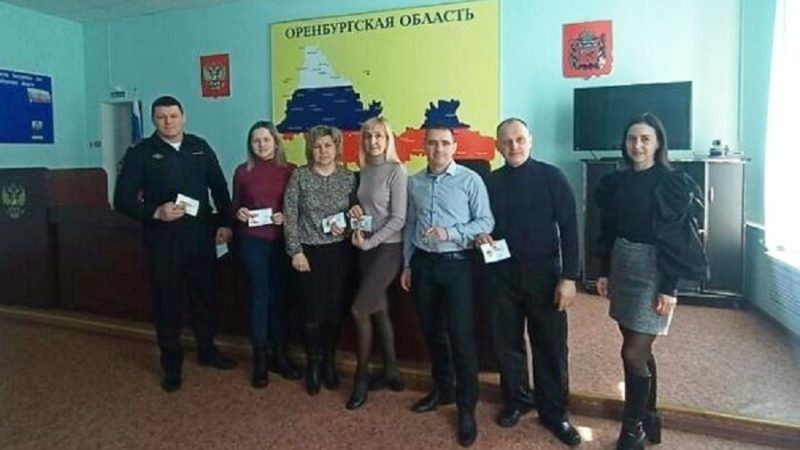Сотрудники полиции Сорочинского округа получили знаки ГТО