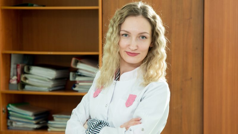 О последствиях вредных привычек оренбуржцам напомнила врач (16+)