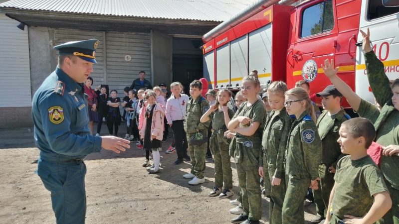 Сорочинские третьеклассники побывали в гостях у пожарных