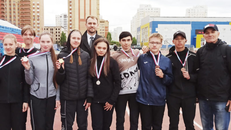 Сорочинские легкоатлеты привезли с первенства области с 14 медалей