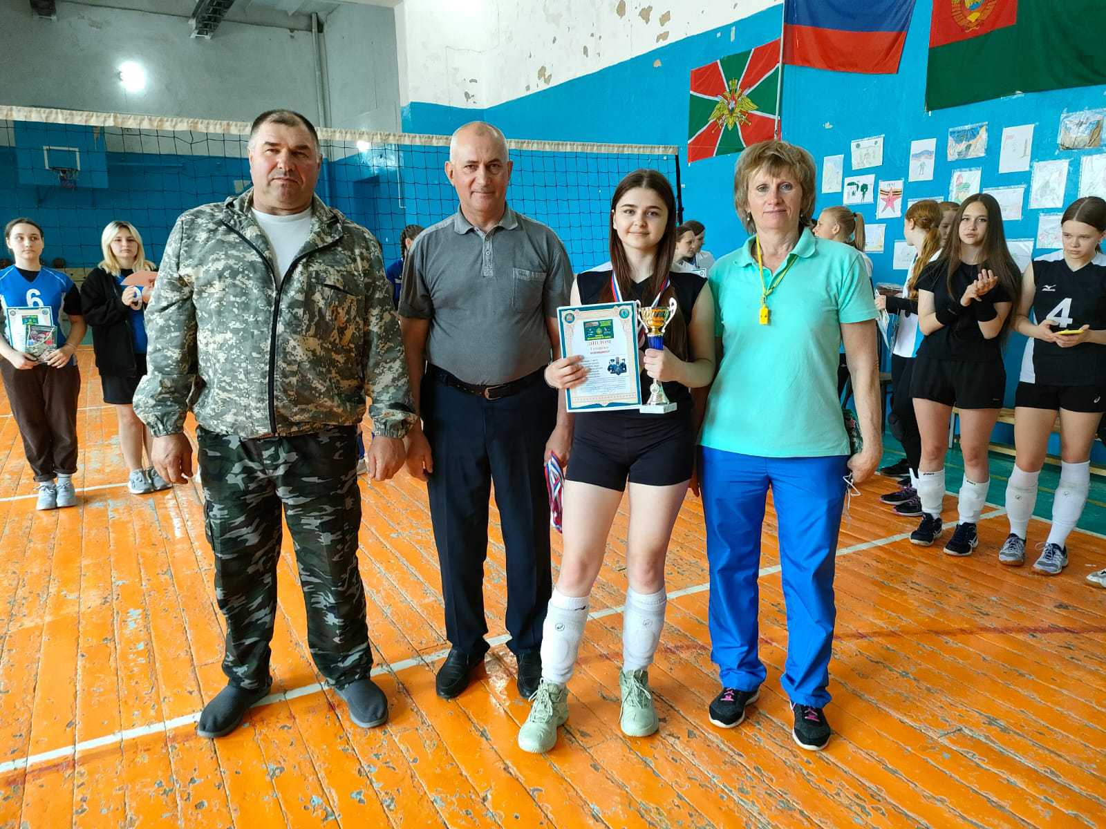 Сорочинские волейболисты заняли первое место на турнире в Ташле