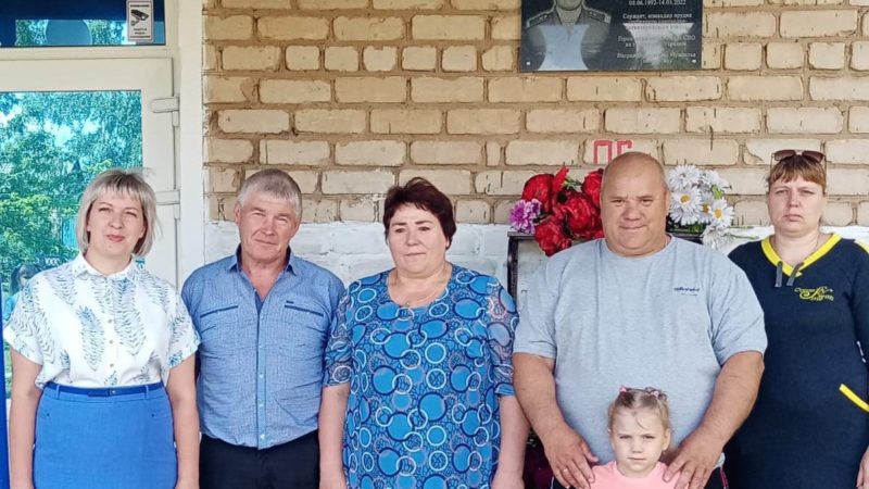 В школах Сорочинского округа вспоминали героев СВО