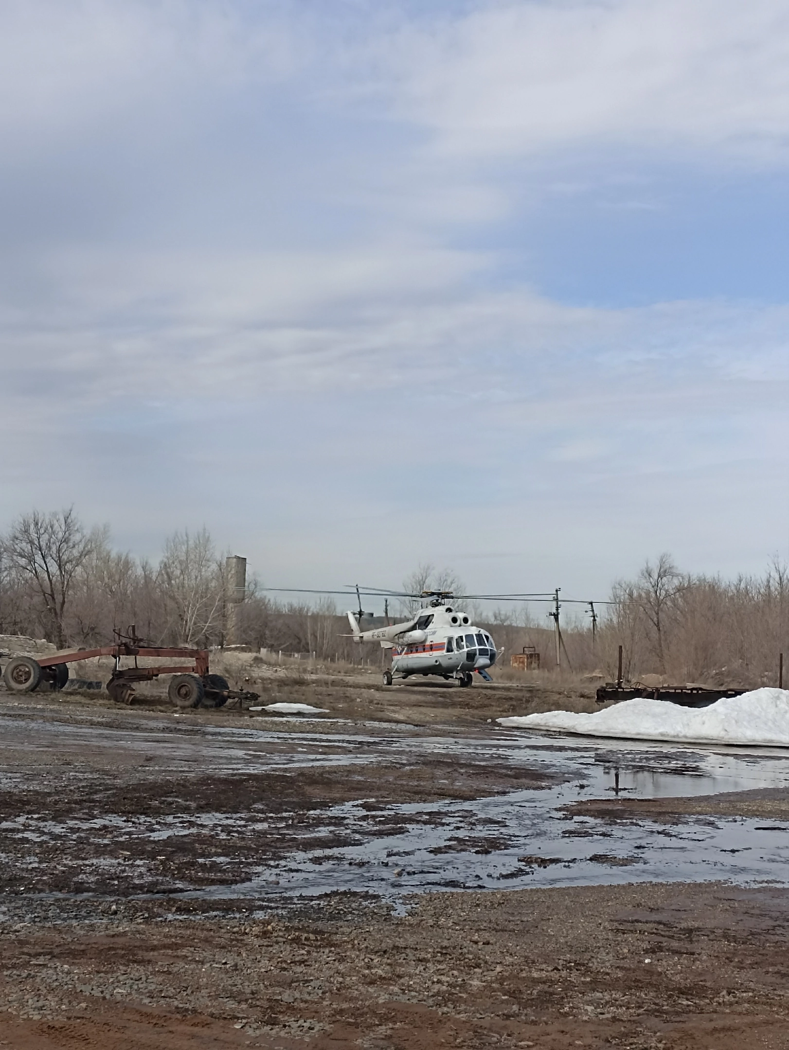 Сергей Балыкин в составе опергруппы по ЧС прилетел на Сорочинское  водохранилище | 05.04.2024 | Новости Сорочинска - БезФормата