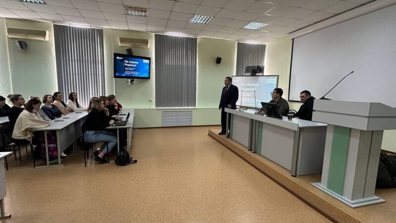 Герои среди нас: школьники и студенты Оренбуржья стали участниками акции Общества «Знание»